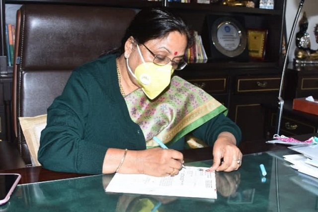 Governor-UK-Baby-Rani-Maurya