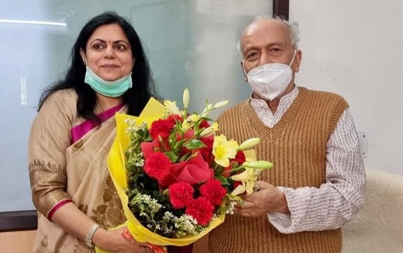 Rashmi Tyagi Rawat w-o Tirath Sing Rawat