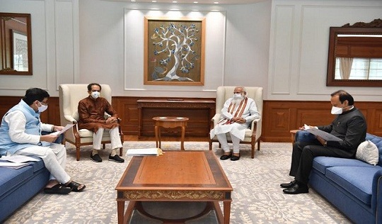 उद्धव ठाकरे ,नरेंद्र मोदी