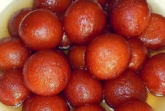 गुलाब जामुन