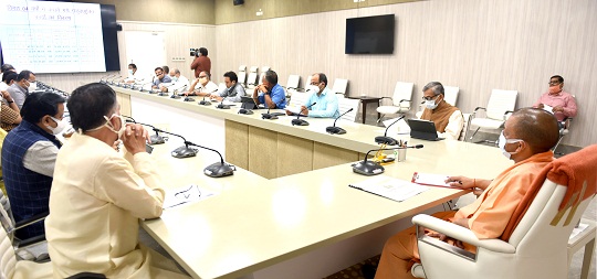 योगी आदित्यनाथ