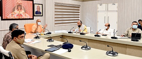 योगी आदित्यनाथ