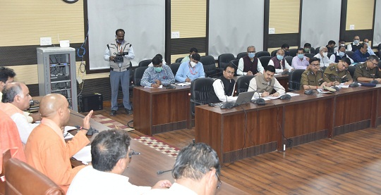 योगी आदित्यनाथ