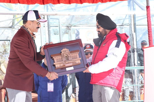 नेशनल स्कीइंग