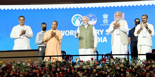 नरेन्द्र मोदी